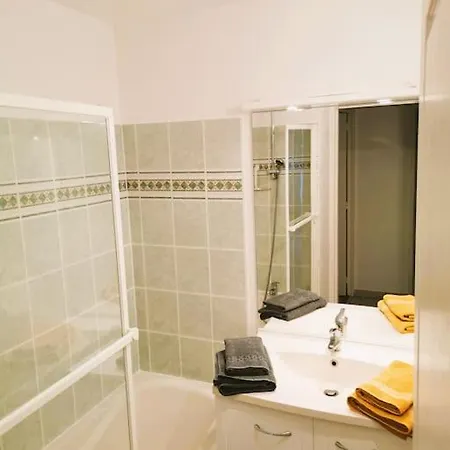 2 Balcon Parking Calme Apartment *